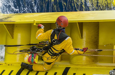 rope-access-services-UAE